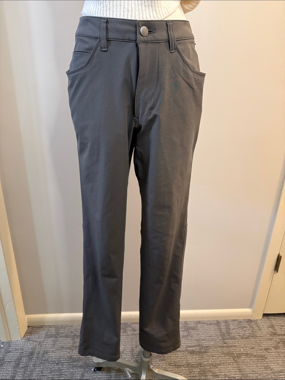 lululemon athletica Men's ABC Dark Gray Straight-Leg Pants